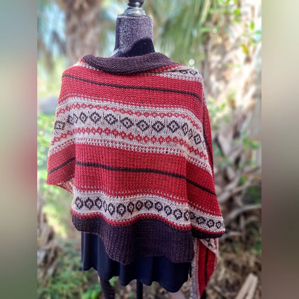 Hand Knitted Shawl One of a Kind Elegant Red Beige Coffee Brown Merino Wool - Picture 5 of 15